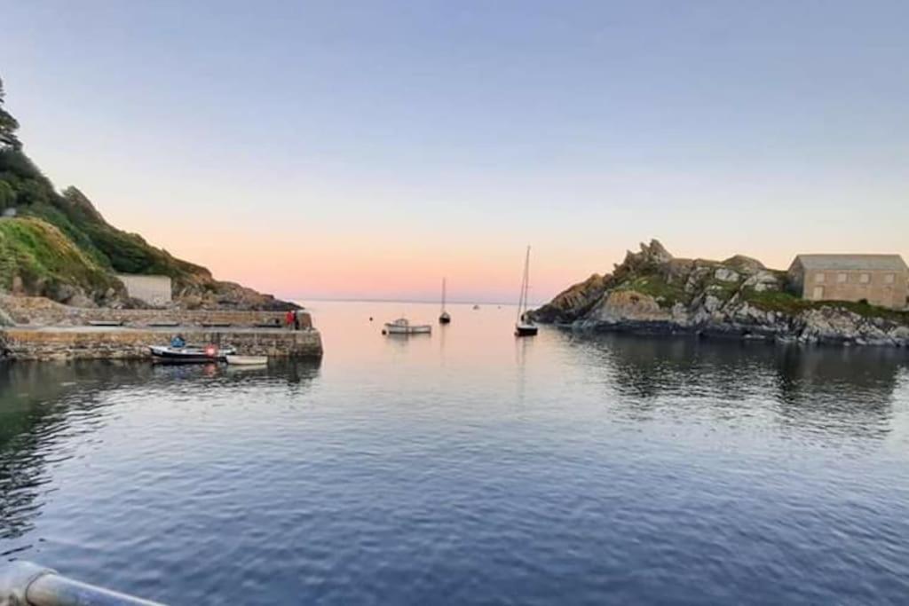 Bijou Coastal Apartment In Polperro With Hot Tub Onsite Parking Downhill Walk To Village Exterior foto