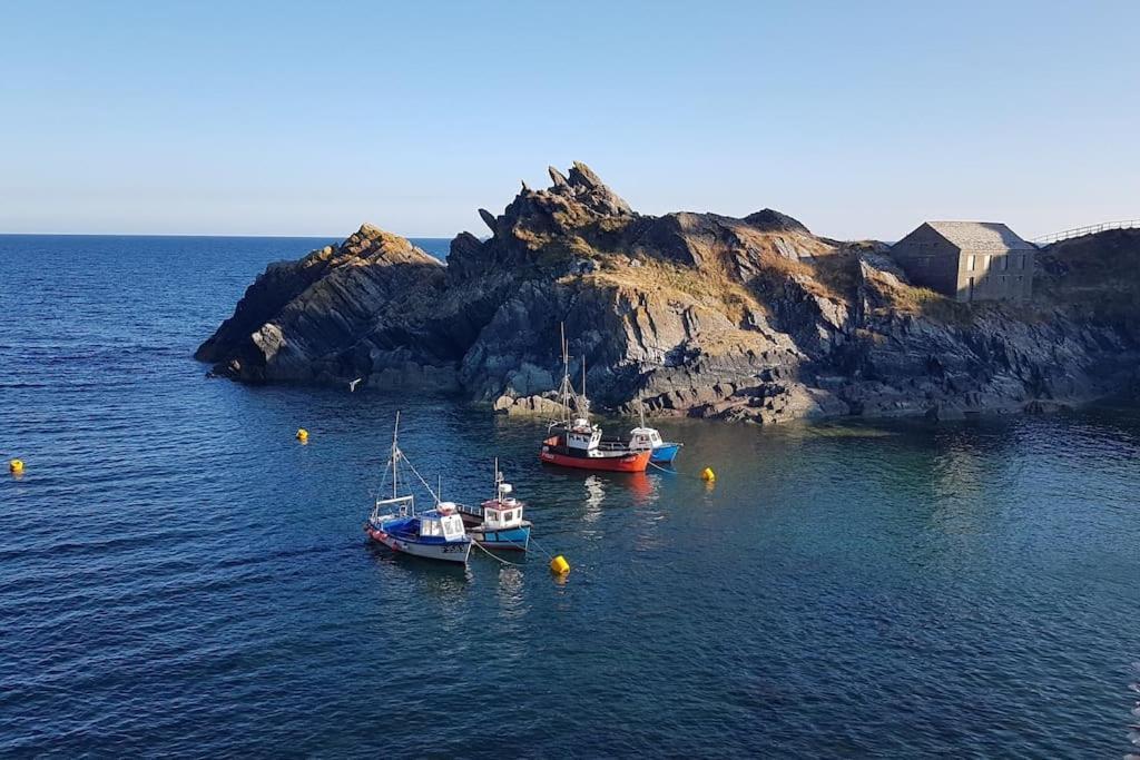 Bijou Coastal Apartment In Polperro With Onsite Parking Exterior foto